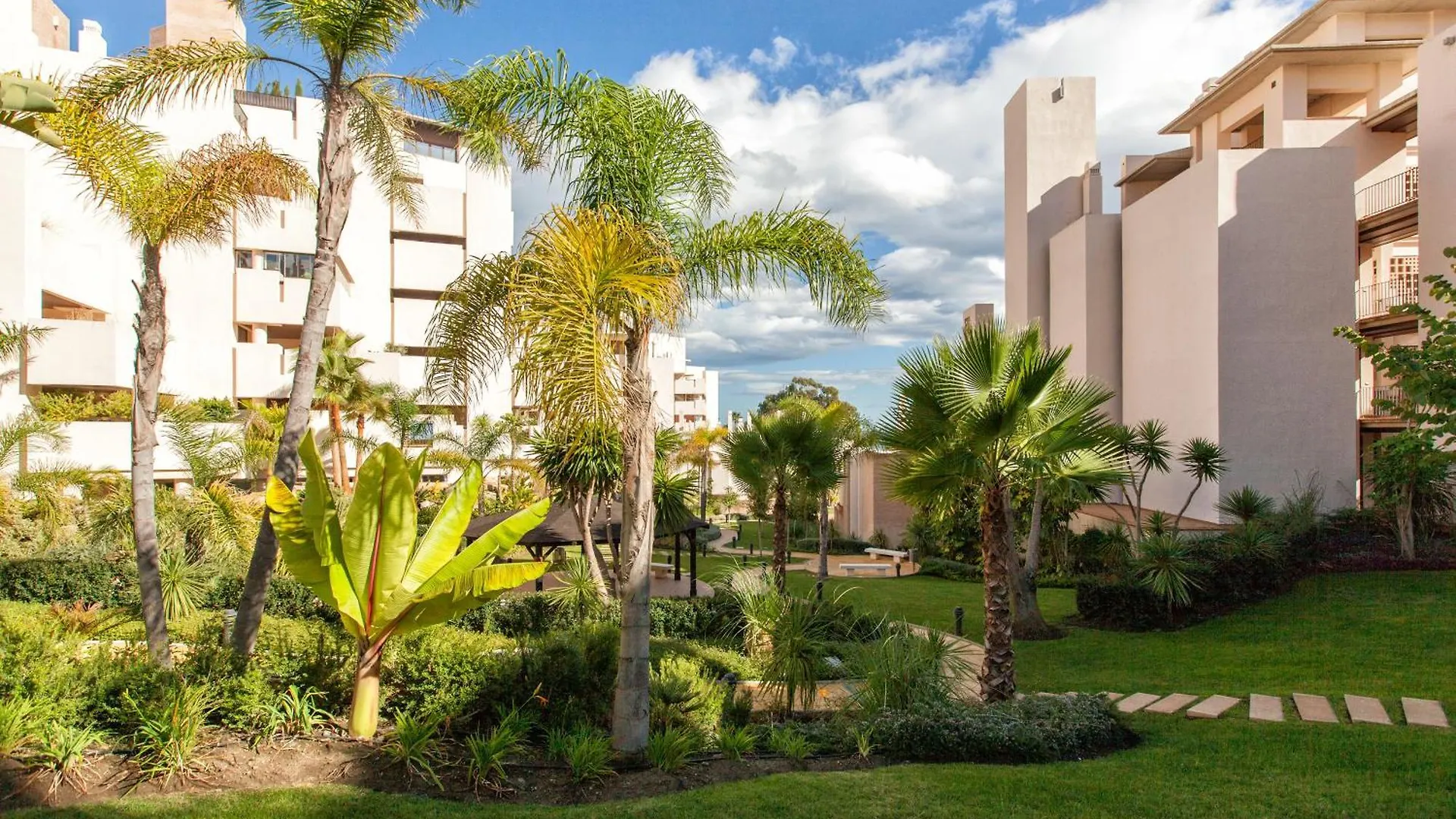Apartment Fantastico Apartamento En Primera Linea De Playa Estepona